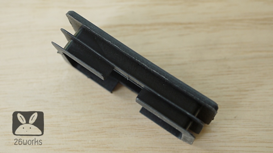 พลาสติกปิดเหล็กกล่อง 50x100 mm (2x4 นิ้ว) สวมใน