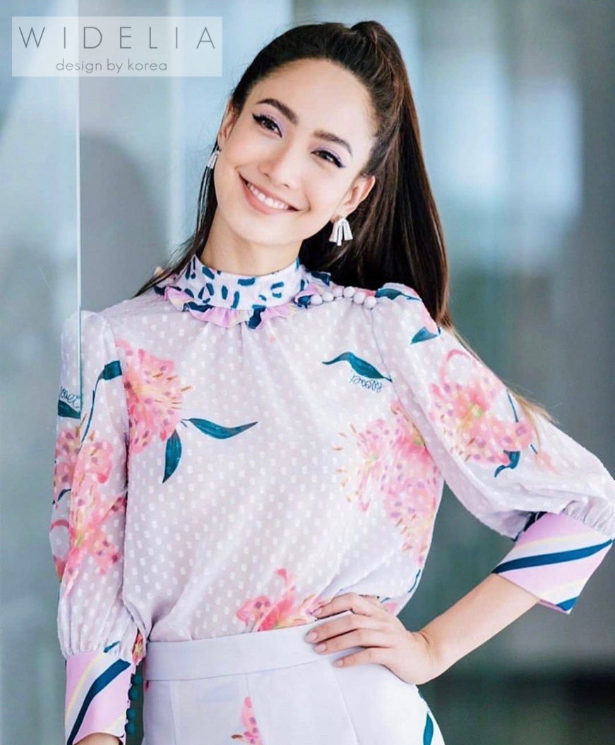 เสื้อผ้าเกาหลี พร้อมส่ง เสื้อคอตั้งแต่งระบาย
