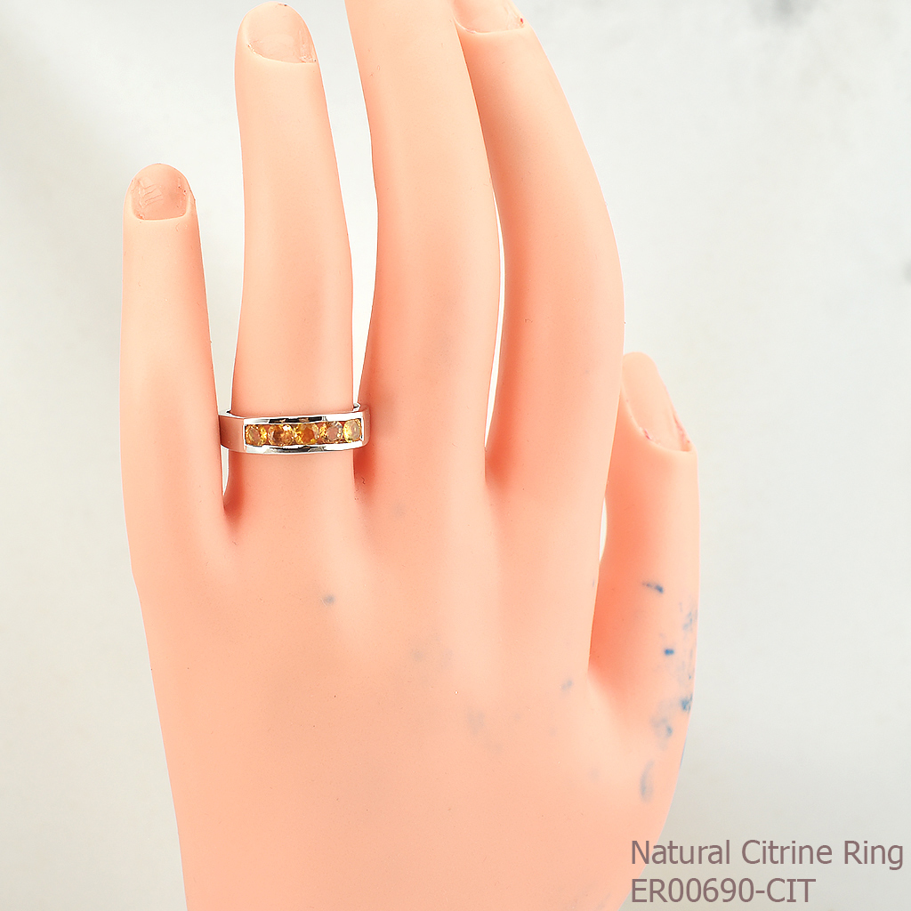 SKJewelryfactory แหวนเงินแท้ 92.5% ฝังพลอยซิทรินแท้ สไตล์แหวนแถว เรียบหรู ER00690-CIT