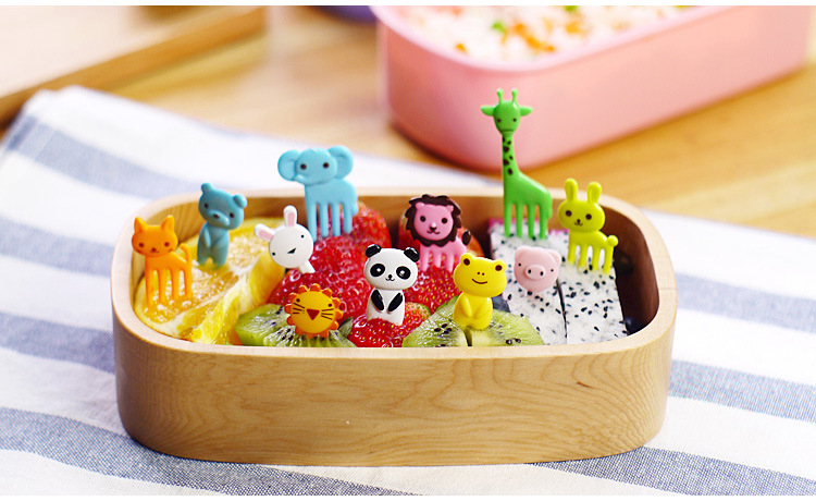 พร้อมส่ง ส้อม ไม้จิ้ม ผลไม้ ขนม ลายสัตว์ มี 2 แบบ