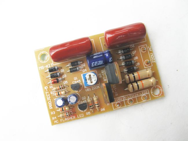 โครงงาน 5 (วงจรไฟกระพริบ 2 ช่อง ใช้ไฟ AC 220V)