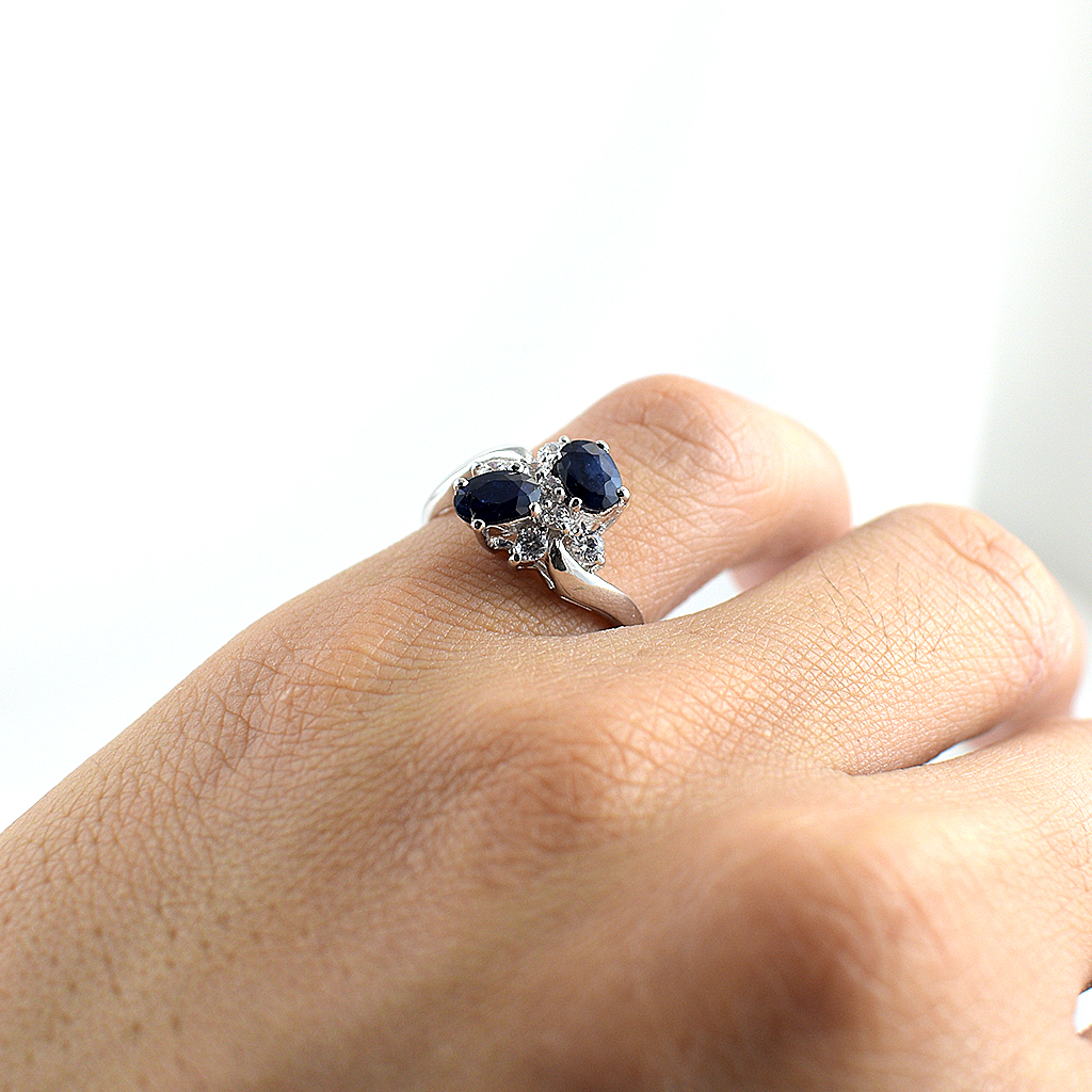 SKJewelryfactory แหวนไพลินแท้ แหวนพลอยคู่ ดีไซด์น่ารัก ER01016-BSA