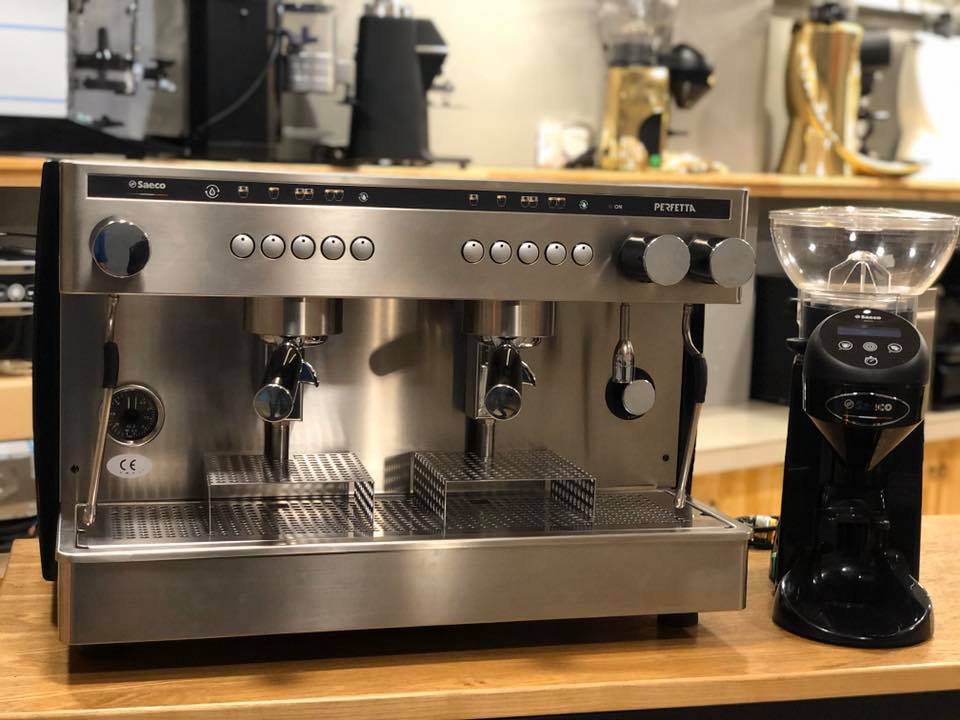 เครื่องชงกาแฟ Saeco Perfetta 2 GR Black