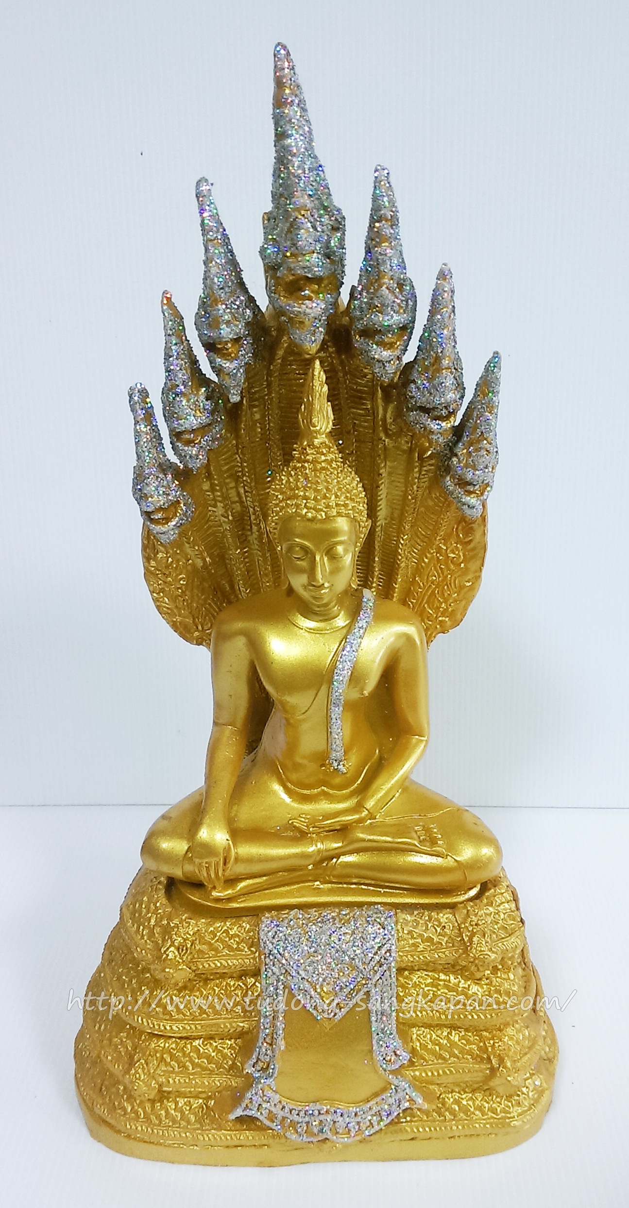 พระพุทธรูปปางนาคปรก (พระประจำวันเสาร์)