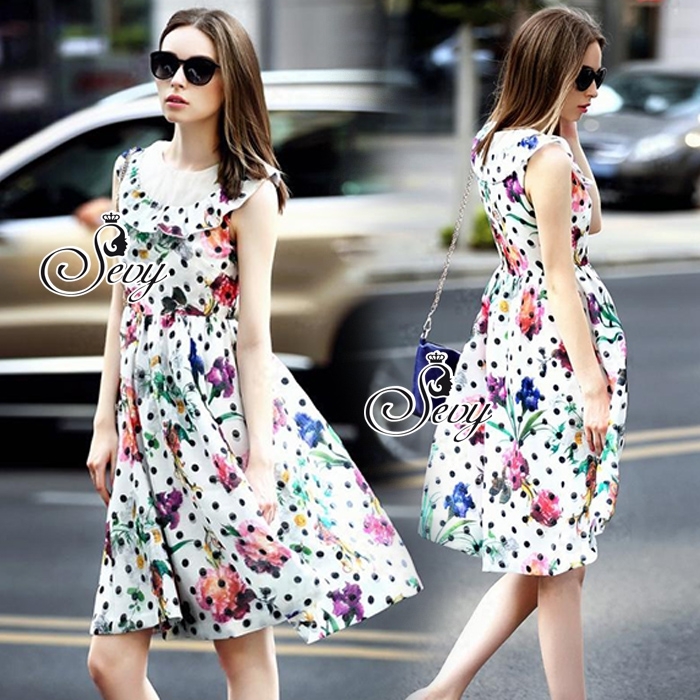 พร้อมส่ง เดรสสั้นแขนกุด คอเสื้อแต่งขอบระบายโค้งไปถึงด้านหลัง