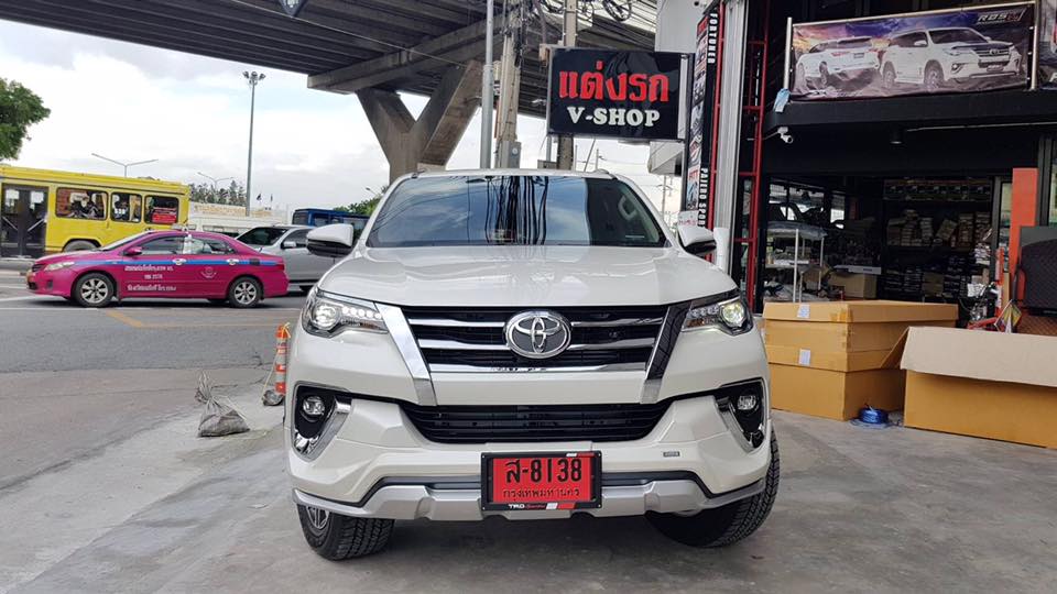 ชุดแต่ง New Fortuner RBS
