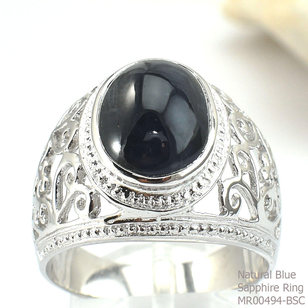 SKJewelryFactory แหวนพลอยไพลินแท้ ด้านข้างฉลุลาย ใส่สบาย ไม่อับนิ้ว MR00494-BSC