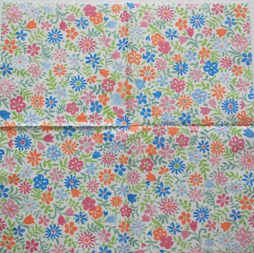 แนวภาพเล็กๆกระจาย ดอกไม้หลากสี กระดาษแนพกิ้นสำหรับทำงาน เดคูพาจ Decoupage Paper Napkins ภาพกระจายเต็มแผ่น ขนาด 33X33cm