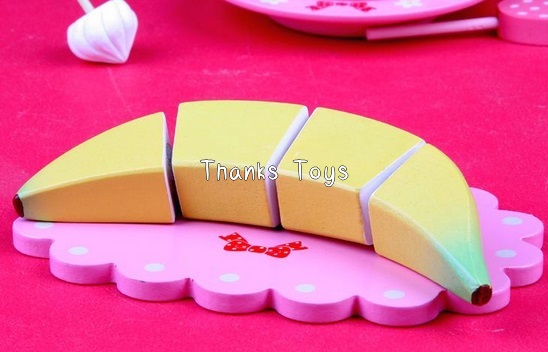 ชุดกล่องขนมสตอรเบอร์รี่เบเกอรี่และไอศกรีม ไม่มีหูหิ้ว Mother Garden