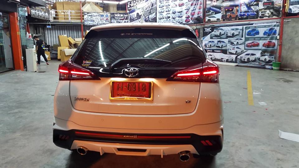 ชุดแต่ง New Yaris HB รุ่นDrive68 ชุด 4ชิ้น