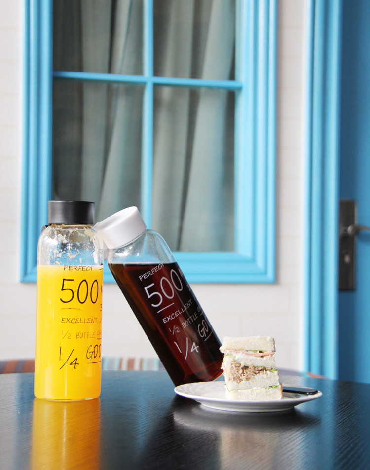 ขวดน้ำ ขวดแก้ว พกพา แก้ว borosilicate ฝาปิดสนิท ไม่หก ขนาด 600 ml. มี 2 สี ขาว/ดำ