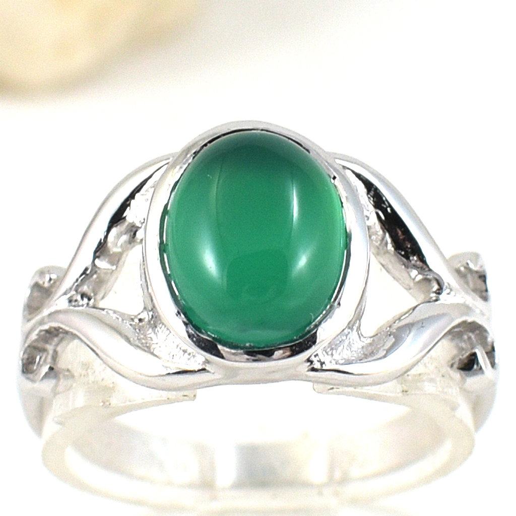 SKJewelryFactory แหวนเงินแท้ พลอยสีดุจดั่งเขียวมรกต พลอยทรงหลังเบี้ย ER02414-GAC