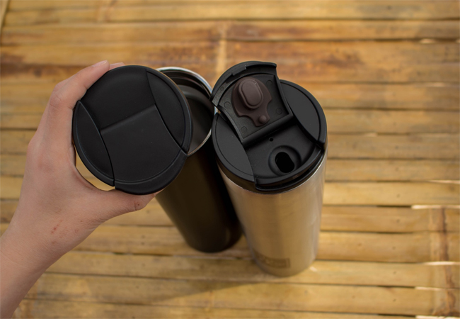 ขวดน้ำเก็บความร้อน ความเย็นแบบฝาสูญญากาศ กันน้ำหกได้ 100 %g เก็บความร้อนเย็นได้นาน ยี่ห้อ Move On ขนาด 16 Oz.