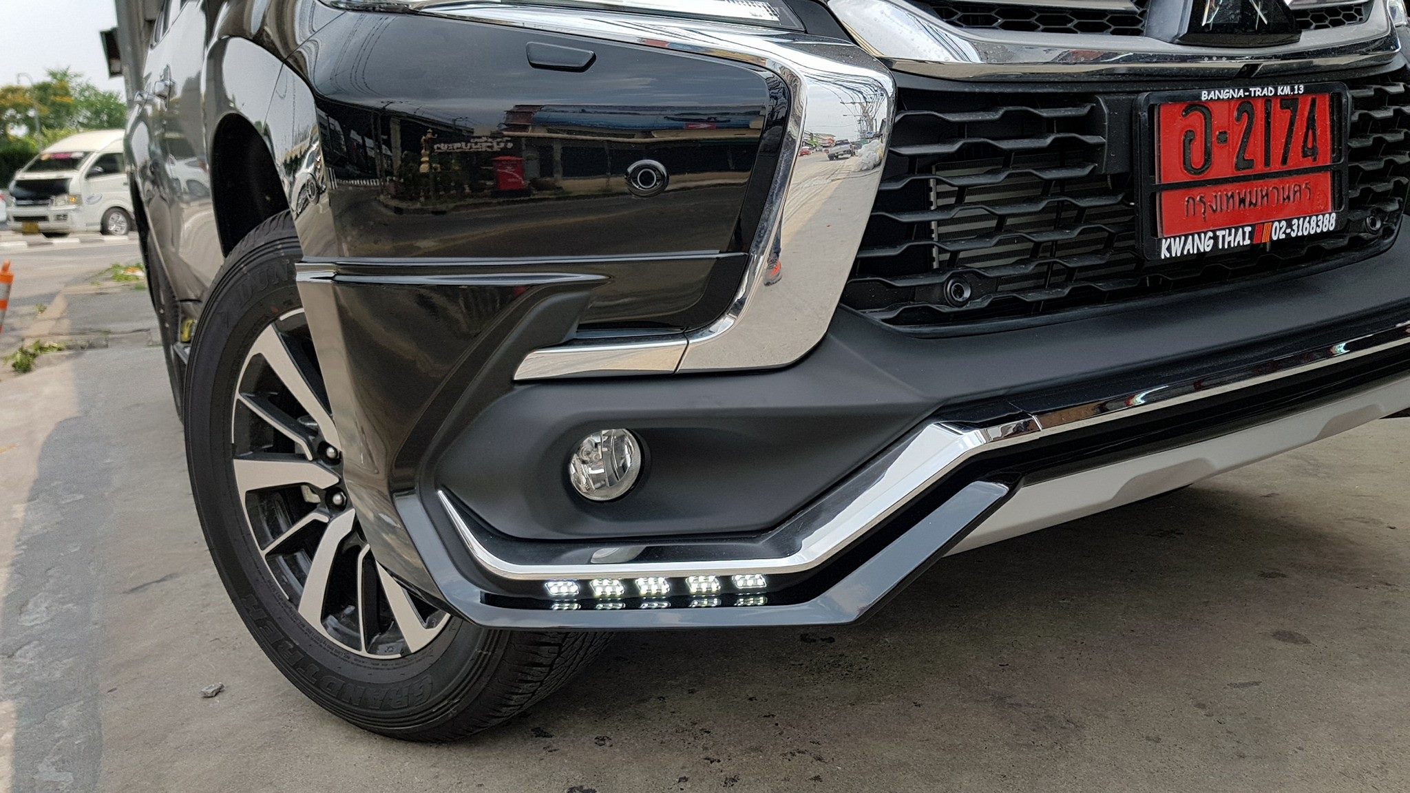 ชุดแต่ง New Pajero Sport Tithum 4ชิ้น