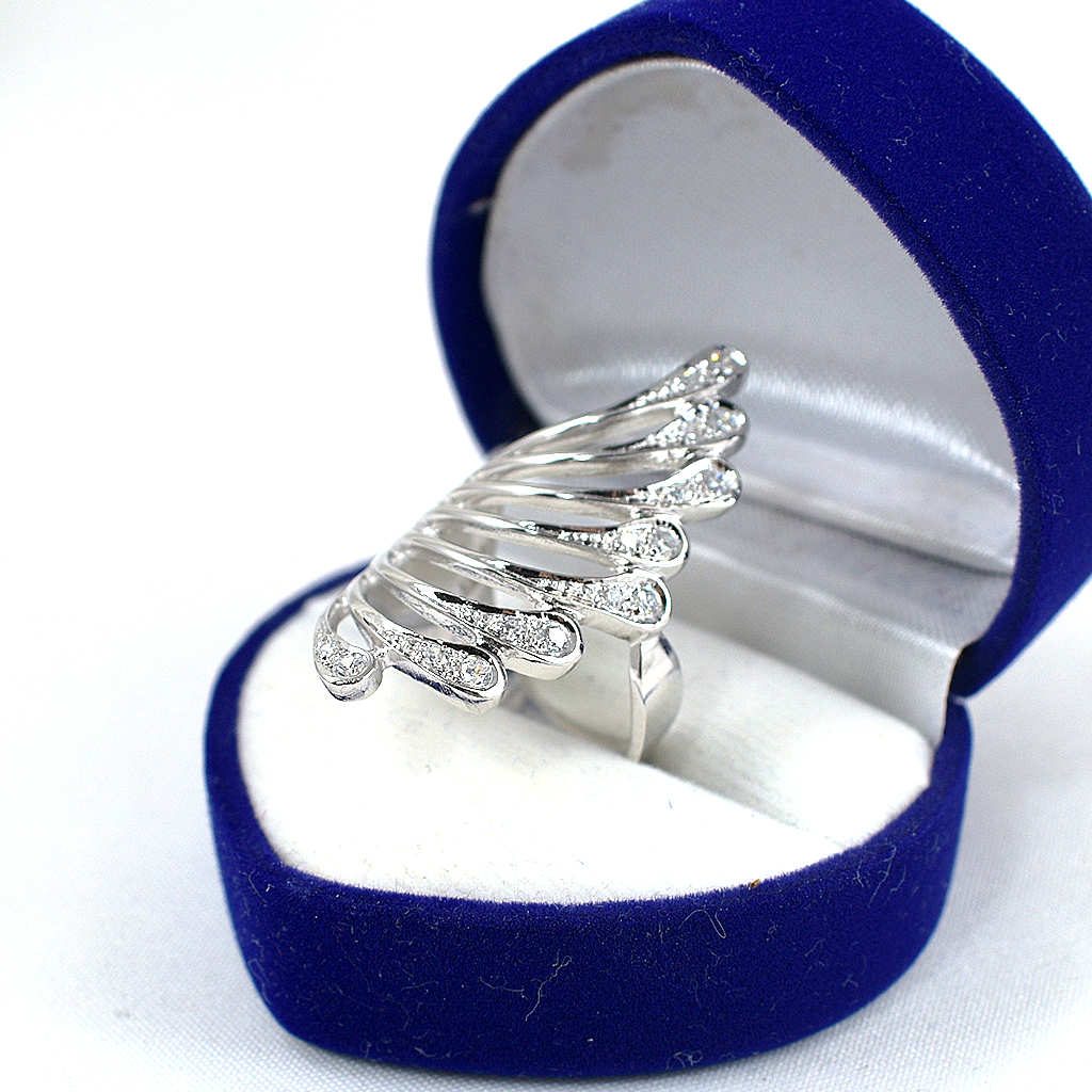 SKJewelryFactory แหวนปีกนก ดีไซน์เก๋มาก เพชร12 ตัง ER01920-WCZ