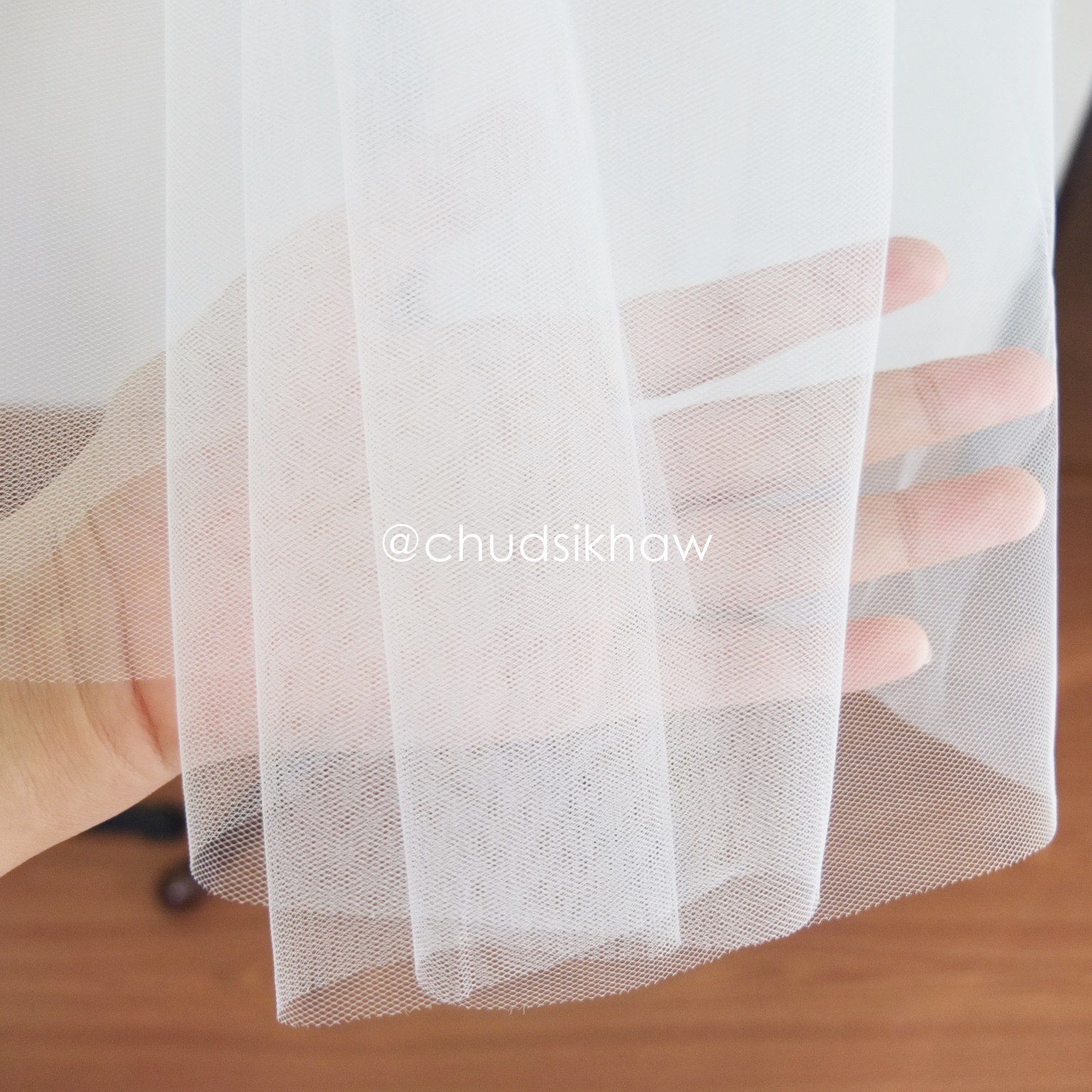 veil ผ้าคลุมเจ้าสาว แบบฟูสุดๆ เนื้อผ้าสวย มีหวีสับในตัว ยาว 90 cm.