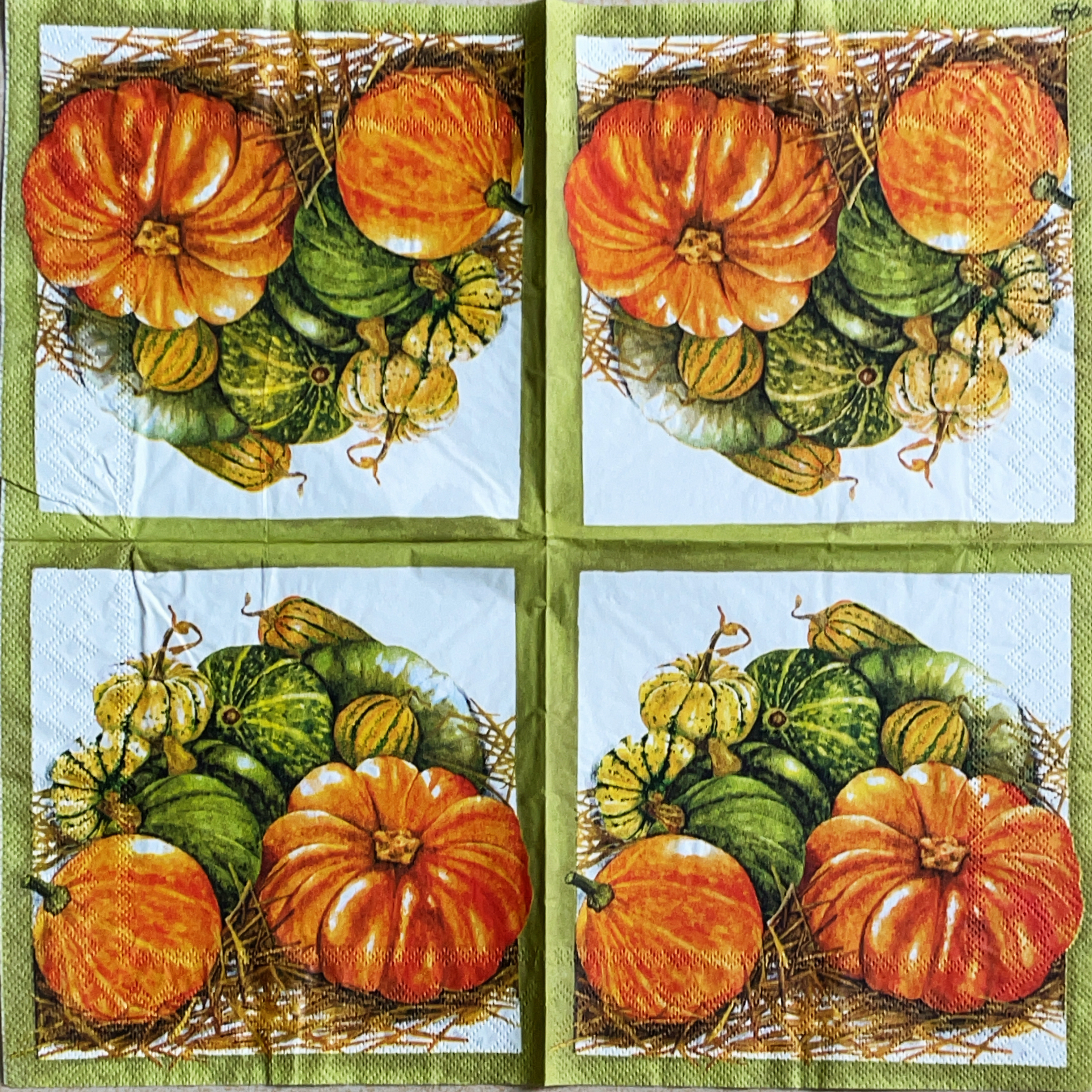 แนวภาพ เทศกาล วันเก็บเกี่ยว ฟักทอง Harvest Day เป็นภาพบล็อค 4 กระดาษแนพกิ้นสำหรับทำงาน เดคูพาจ Decoupage Paper Napkins ขนาด 33X33cm