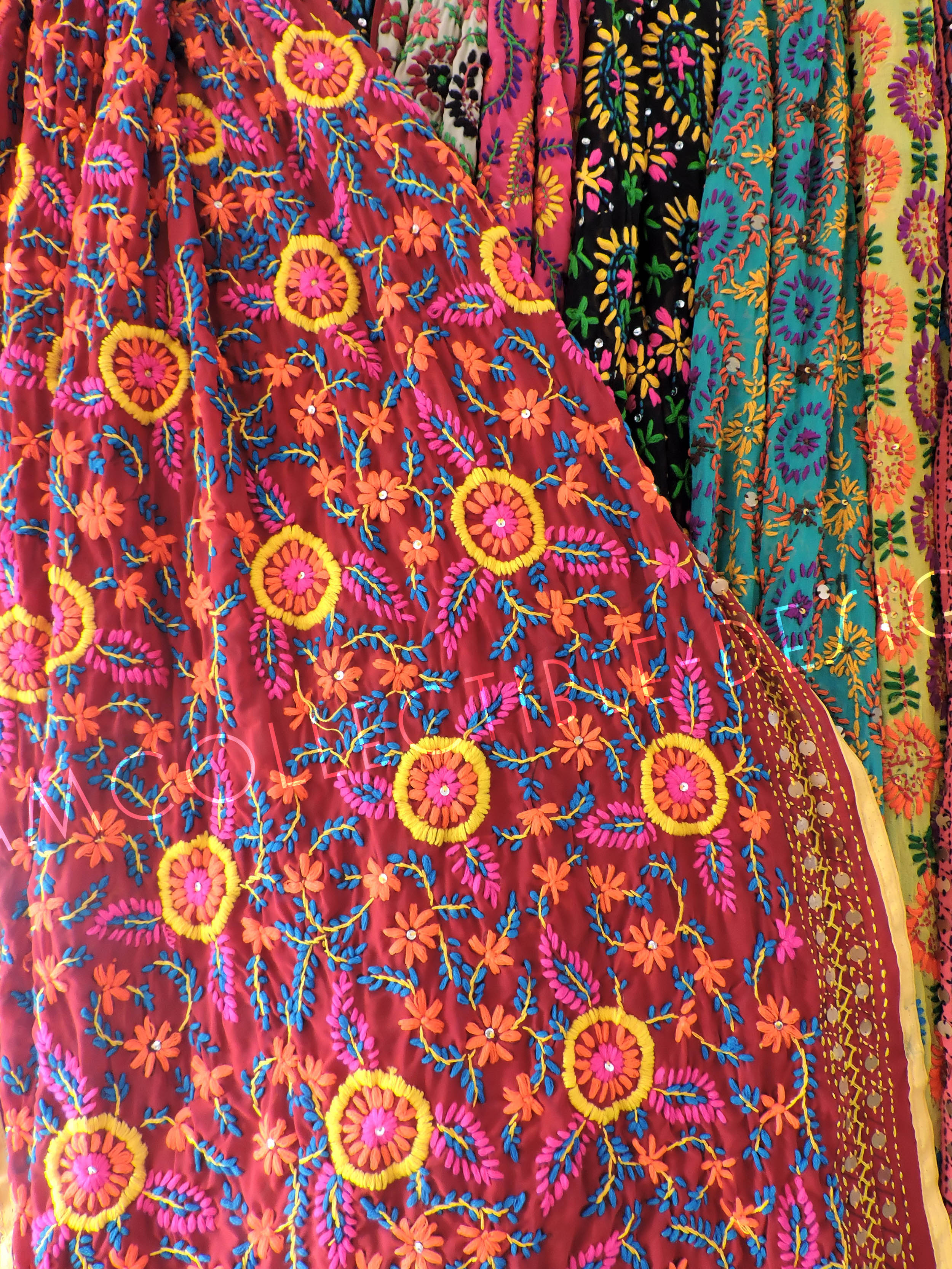 ผ้าคลุมไหล่ปักมือ ผ้าอินเดีย PDI007 / Phulkari Dupatta Traditional Indian embroidery PDI007