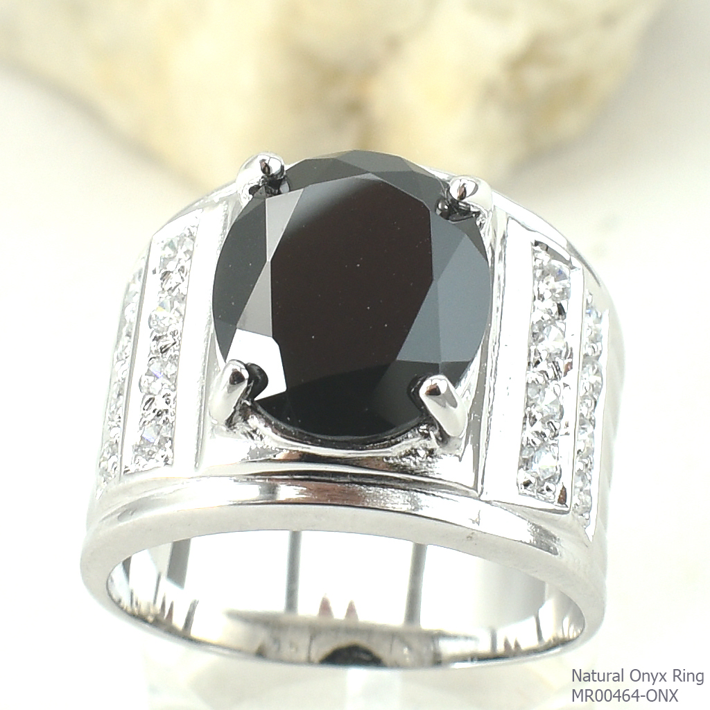 SKJewelryFactory แหวนทรงนี้ขายดีมาก แหวนชายนิลแท้ ดีไซส์ข้างฝังเพชร 2แถว พร้อมลอนที่ก้านแหวน สวยมาก MR00464-ONX