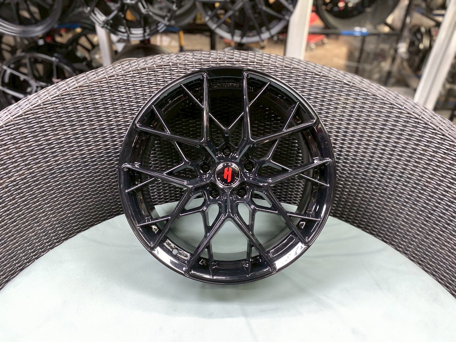 ล้อ APP BBS ขอบ18x8.5 5x114.3 ET35 สีดำเงา *ราคาต่อวง ล้อเบา Flowforming สำเนา สำเนา