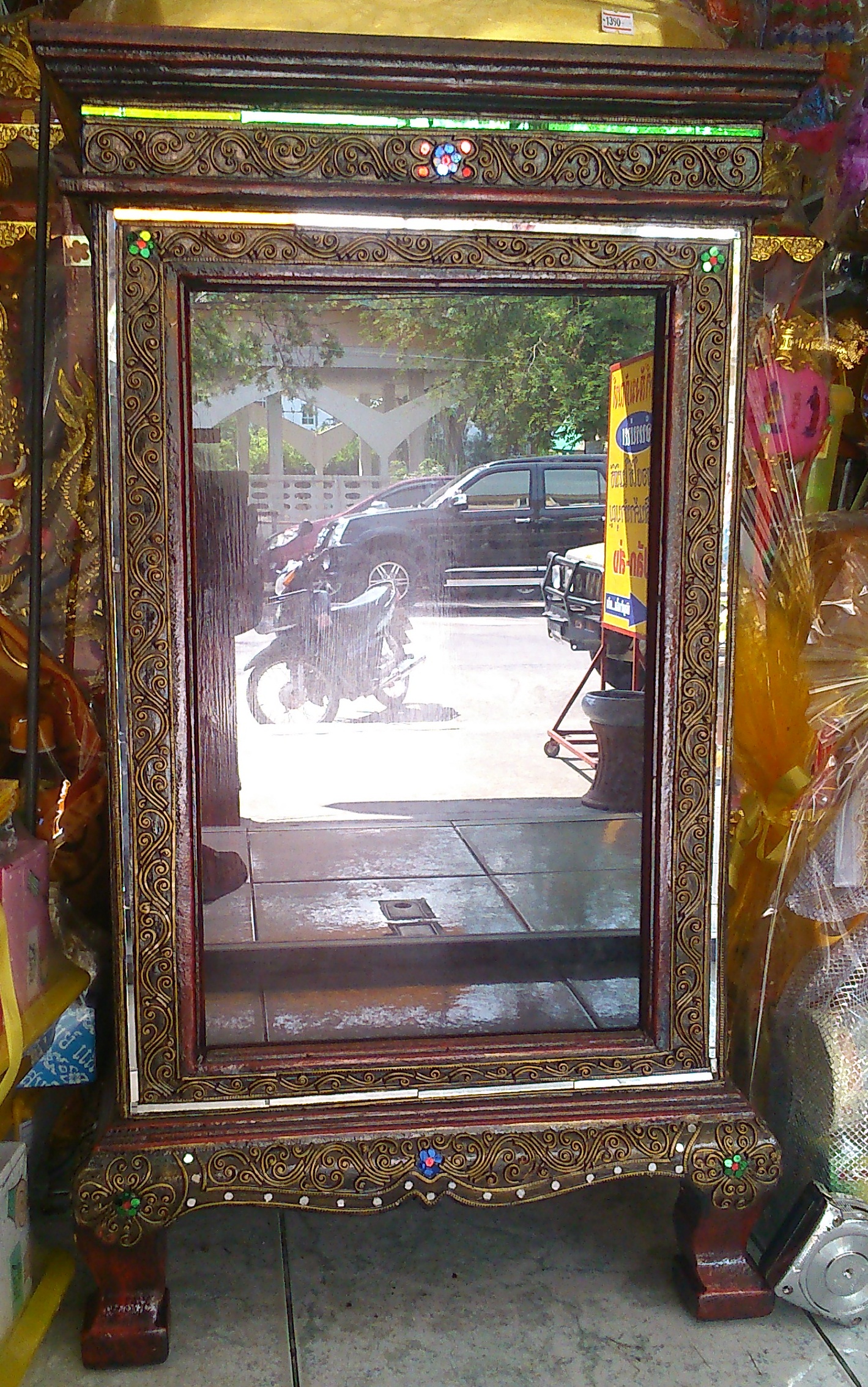 ตู้บริจาคทรงล้านนางานสวย ขนาดจัมโบ้