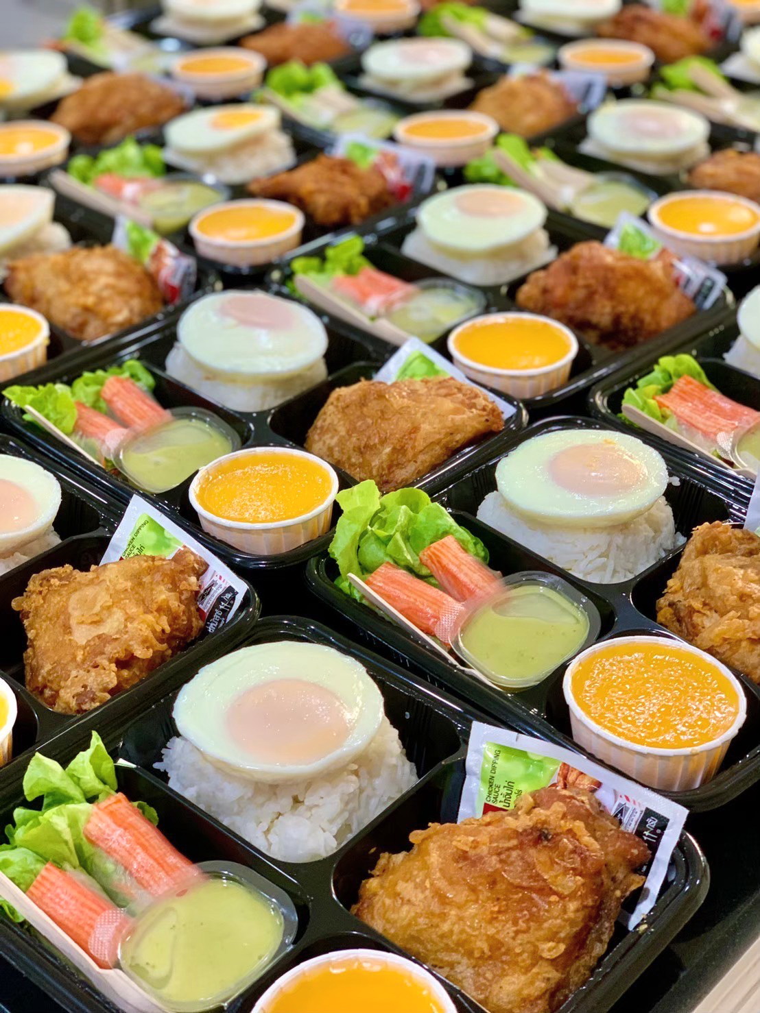 ข้าวกล่อง รับจัดทำอาหารบรรจุกล่อง MEAL BOX : FOOD BOX