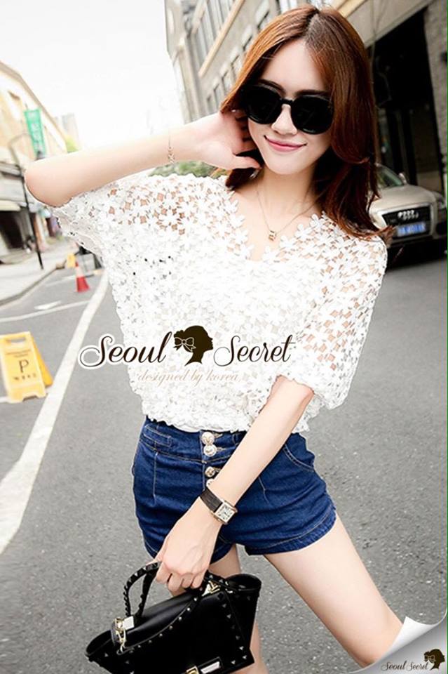 พร้อมส่ง เสื้อทรงปล่อยๆ มาพร้อมกับกางเกงยีนส์