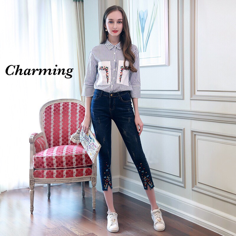 เสื้อผ้าเกาหลี พร้อมส่ง เสื้อเชิ้ตผ้าลายริ้วฟ้าขาว