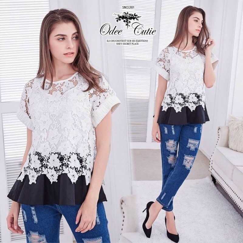 พร้อมส่ง เสื้อแฟชั่นลูกไม้