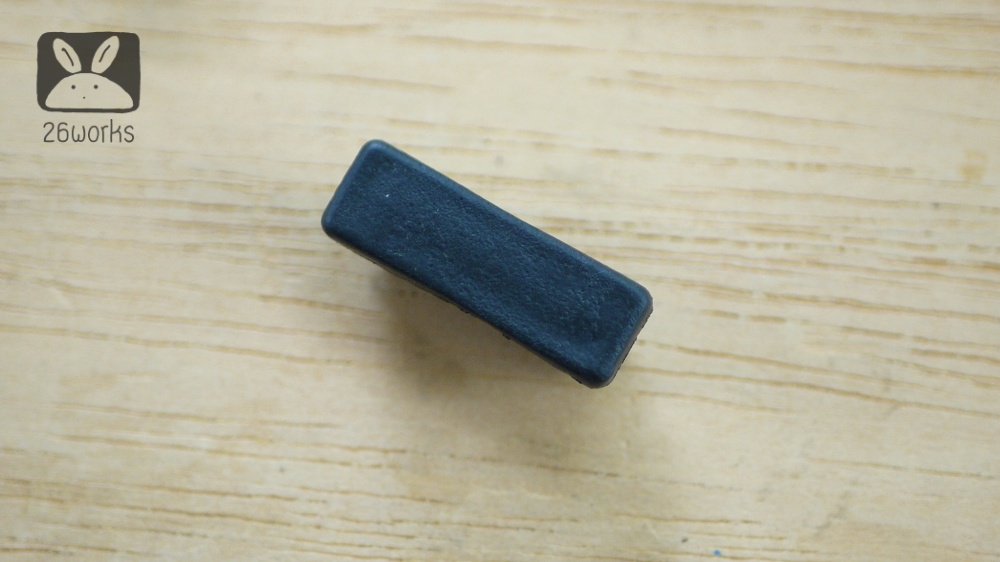 พลาสติกปิดเหล็กกล่อง 10x30 mm สวมใน
