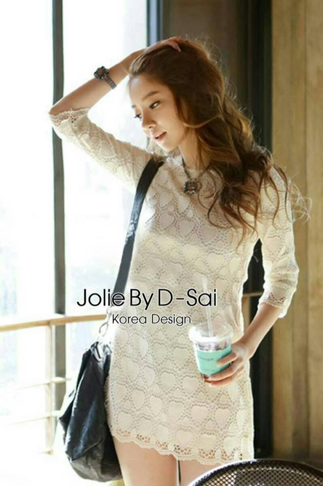 พร้อมส่ง Dress ชุดเดรสสีขาว เนื้อผ้าลายถักโครเชย์รูปหัวใจ