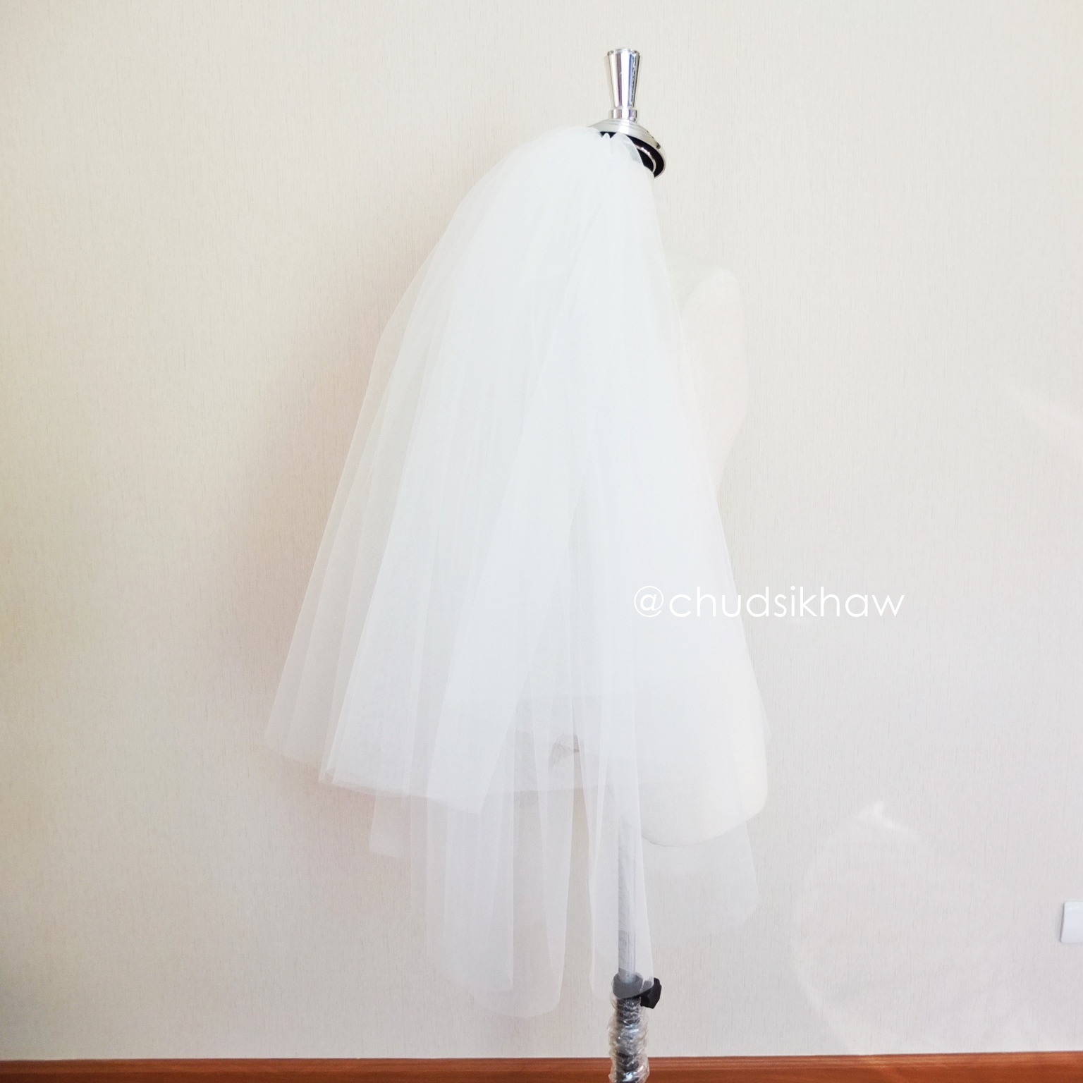 veil ผ้าคลุมเจ้าสาว แบบฟูสุดๆ เนื้อผ้าสวย มีหวีสับในตัว ยาว 90 cm.