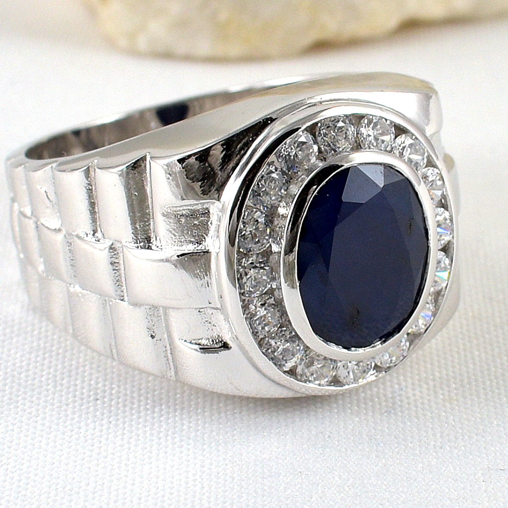 SKJewelryFactory แหวนชายพลอยไพลินแท้ เสริมอำนาจ บารมีและความมั่นคง MR00541-BSA