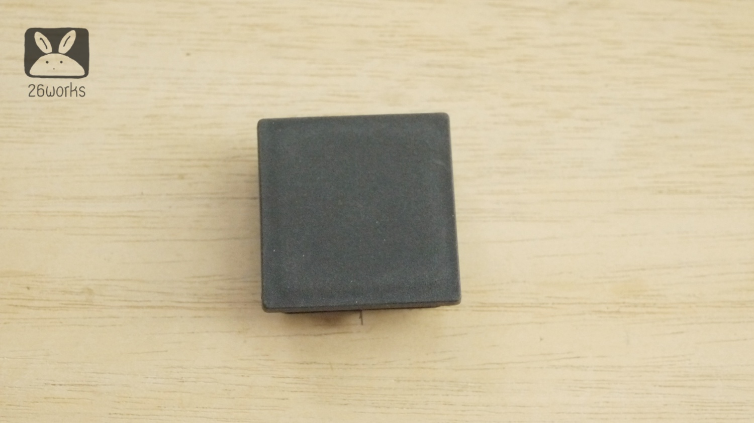 พลาสติกปิดเหล็กกล่อง 48x48 mm สวมใน