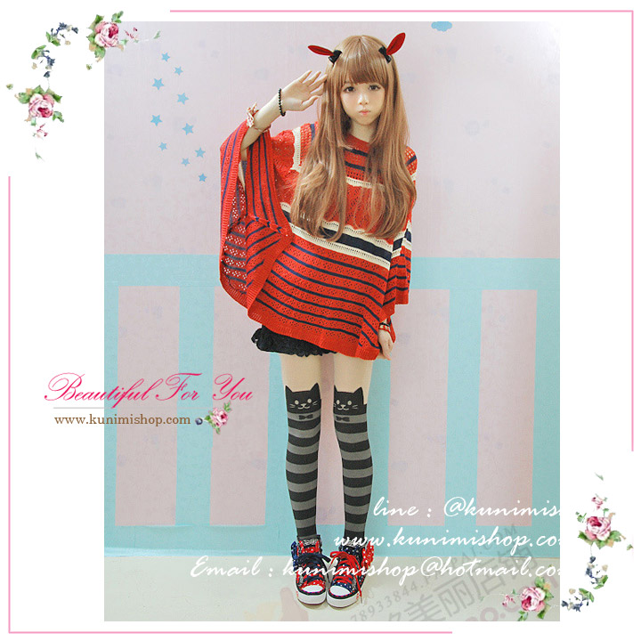 ถุงน่องแบบเต็มตัวน่ารัก สีทูโทน เนื้อและดำ ลายแมวเหมียว ด้านบนเป็นสีเนื้อ ด้านล่างเป็นสีดำ เก๋มากคะ