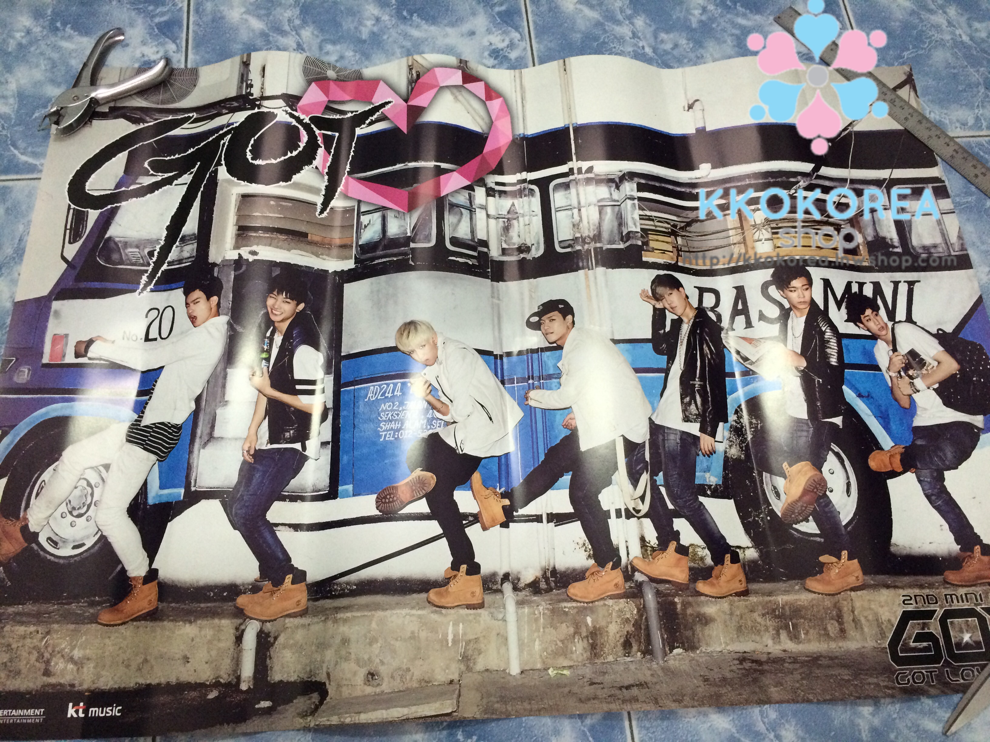 [Poster พร้อมส่ง 1 ใบ] GOT7 : 2nd Mini Album - GOT♡ (GOT LOVE) (Walk Ver.)
