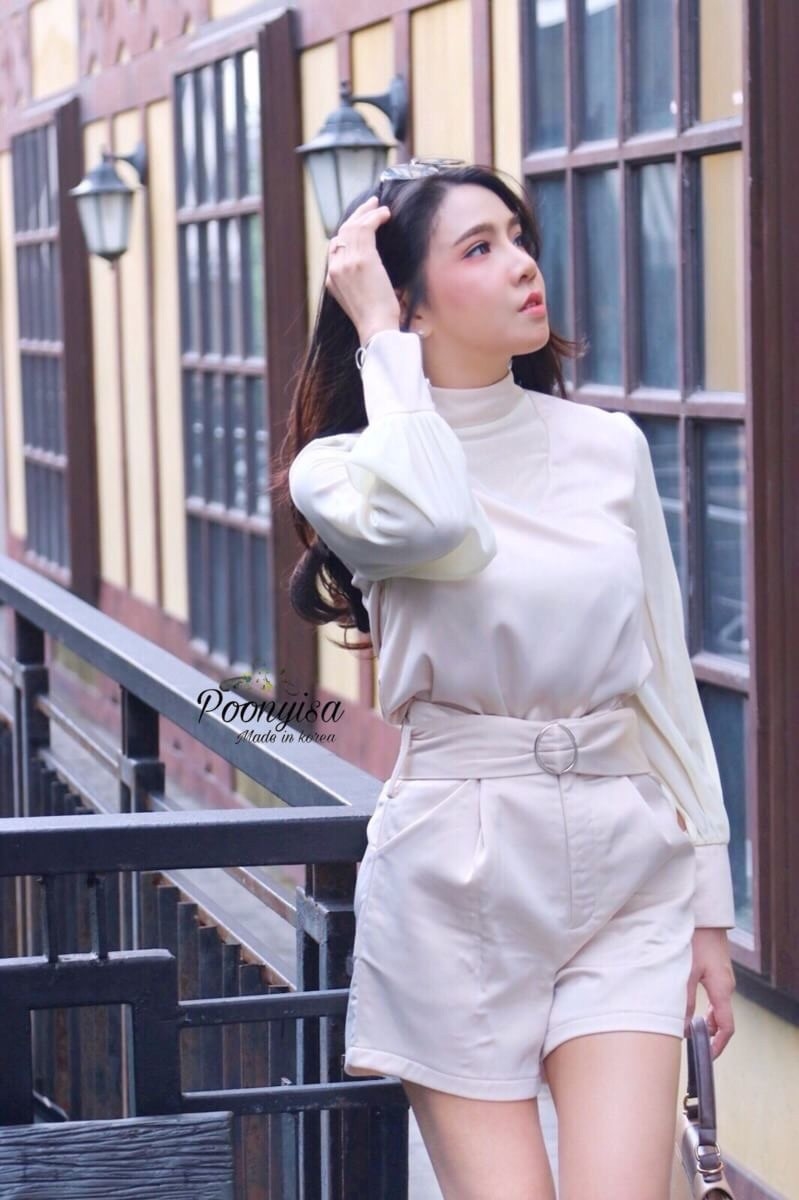 เสื้อผ้าเกาหลี พร้อมส่ง เสื้อเชิ้ตคอกลม