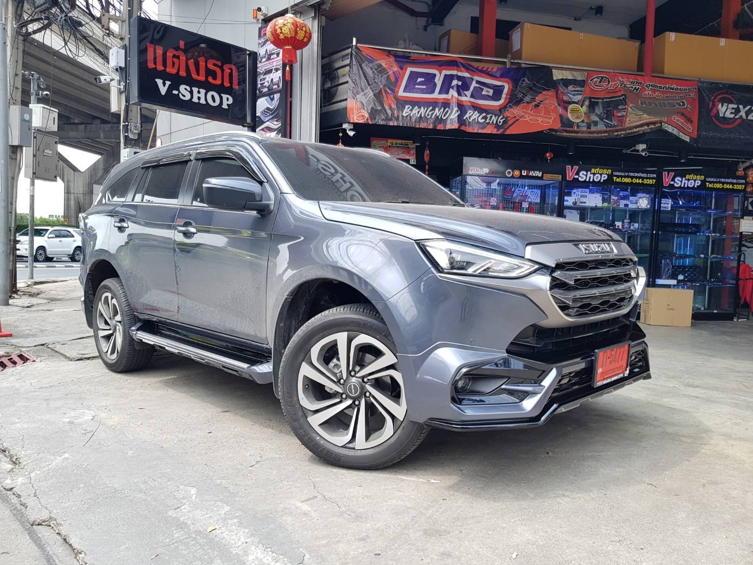 ชุดแต่ง ISUZU MU-X รุ่น Rbs sport 2 ชิ้น