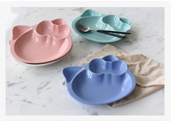 Pre-Order จานหลุมเซรามิค ลาย Hello Kitty มี 4 สี