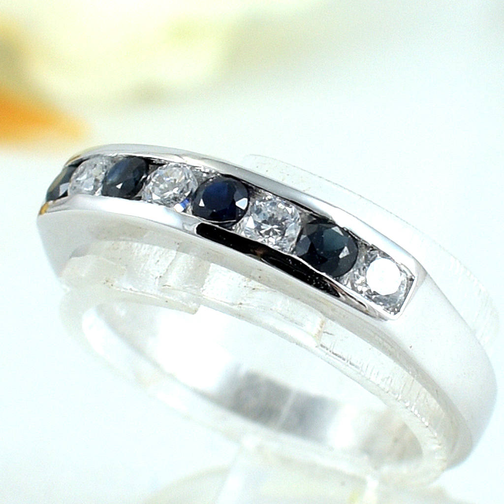 SKJewelryfactory แหวนแถวไพลินแท้ สลับเพชร เหมาะกับใส่ติวนิ้วทุกๆวัน ER00317-BSA2