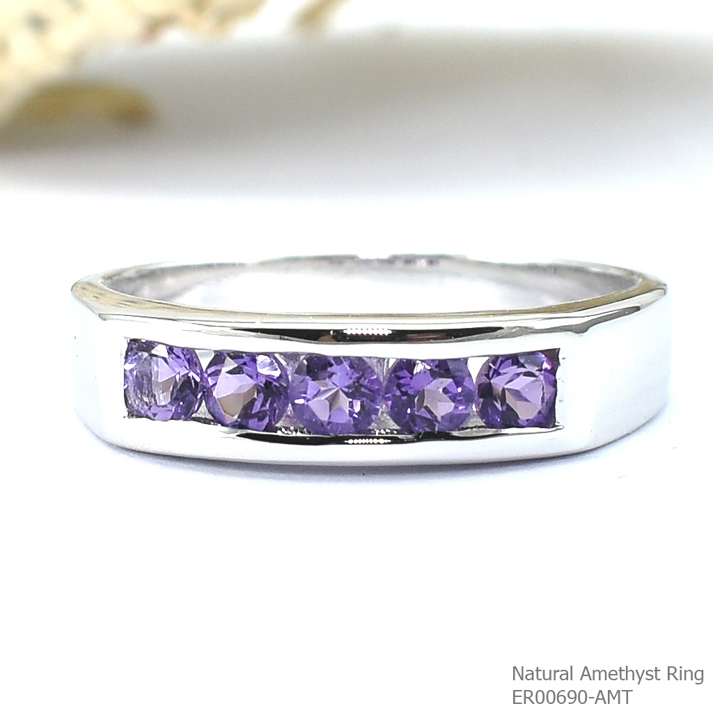 SKJewelryfactory แหวนแถวพลอยแอมิทิสต์แท้ 0.75 กะรัต ทรงนี้ใส่ติดนิ้วตลอด ทรงแหวนเรียบๆสวยๆ ER00690-AMT