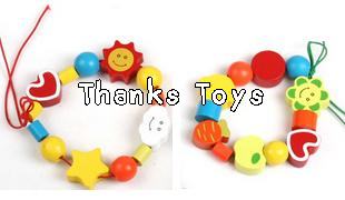 ร้อยเชือกลูกปัด Lacing beads with box ของ Yours Toys