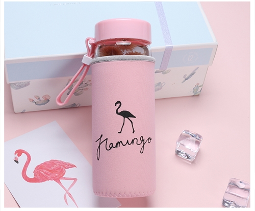 ขวดแก้วน้ำ นกฟลามิงโก้ สุดเก๋ +ปลอกถุงหิ้ว ขนาด 500 ml.สีชมพู พกพาได้