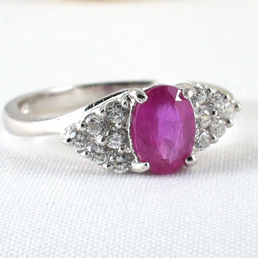 SKJewelryfactory แหวนทับทิมแท้ สีแดงอมชูมพู สีหวานมาก ER01700-RBY