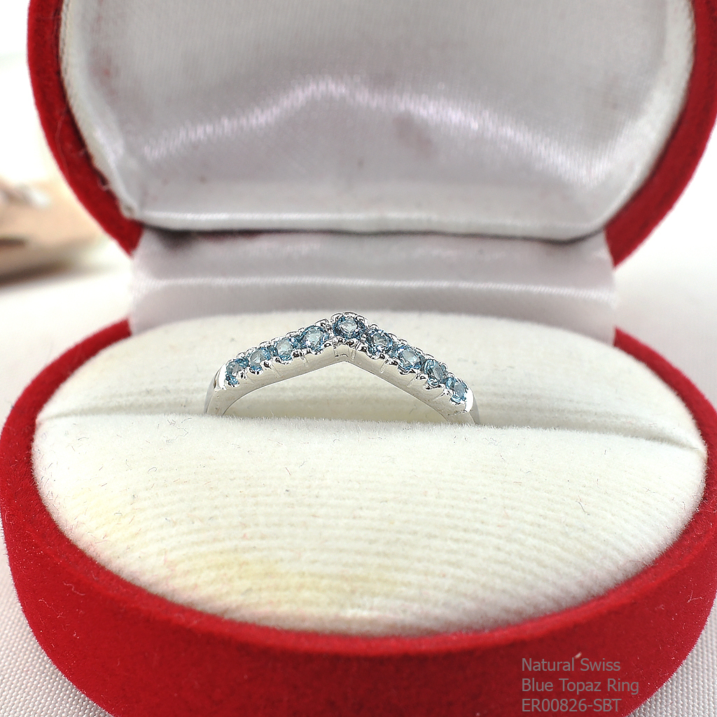 SKJewelryfactory แหวนเงินแท้ ฝังพลอยสวิสบลูโทปาซแท้ สไตล์น่ารัก ER00826-SBT
