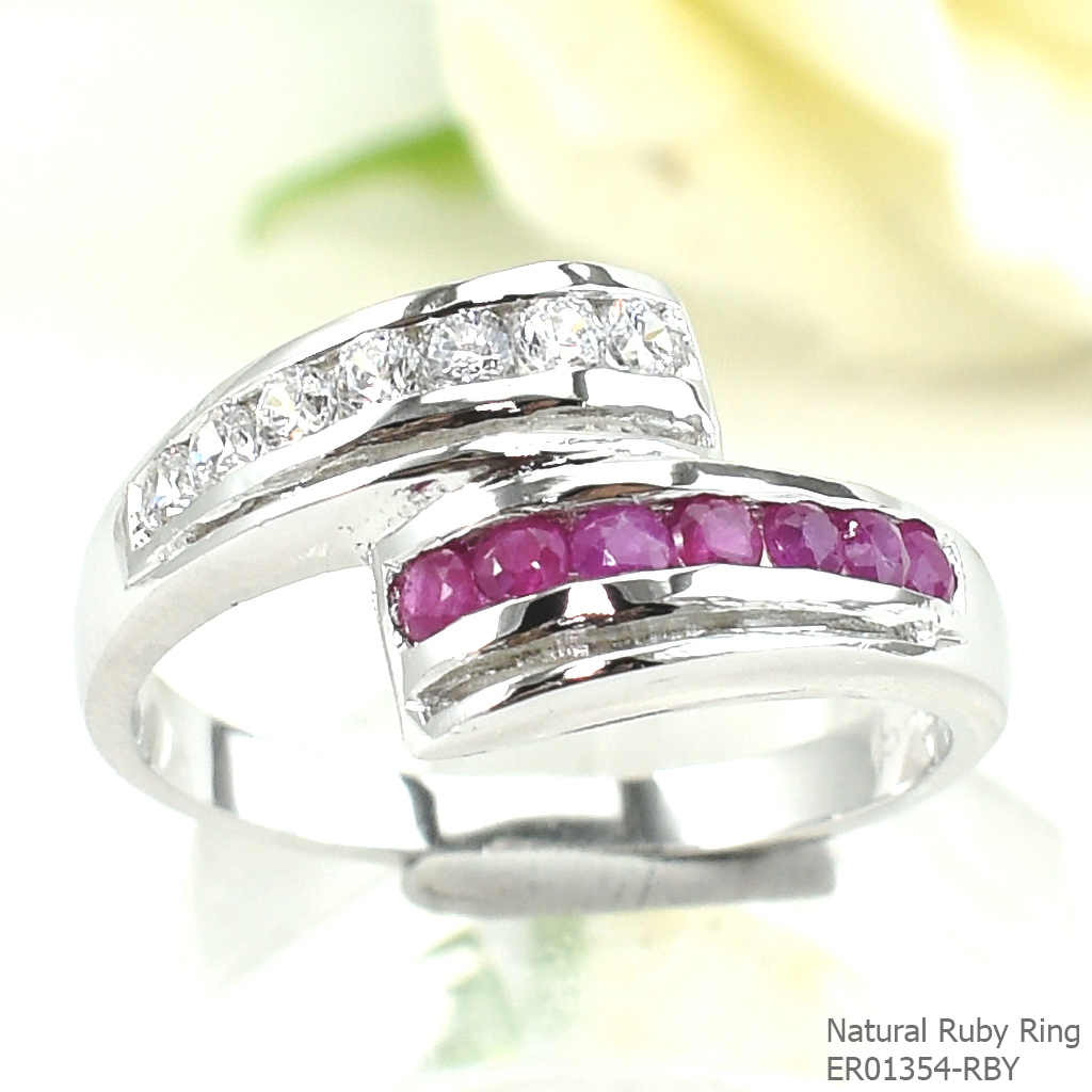 SKJewelryFactory แหวนพลอยทับทิมแท้ แหวนแถวไขว้ ดีไซน์ทันสมัย ตัวเรือนเงินแท้ ER01354-RBY
