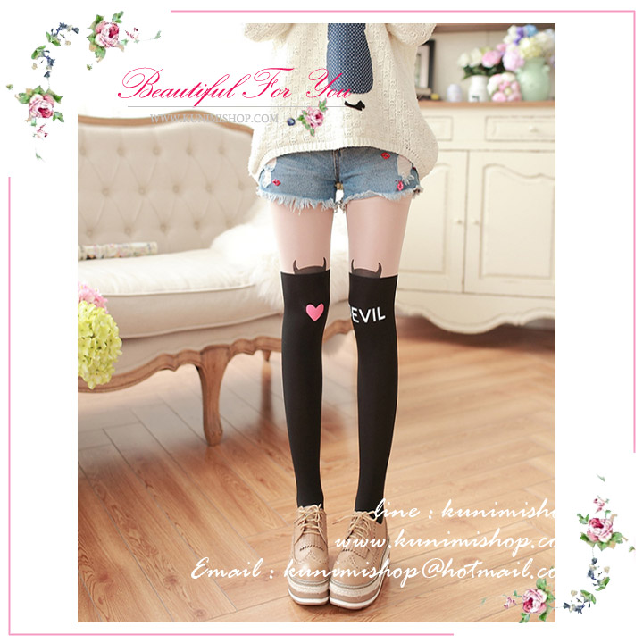 WL022 ถุงน่องแบบเต็มตัว สีทูโทน สีเนื้อ และสีดำ ลายปีศาจ สวยน่ารัก