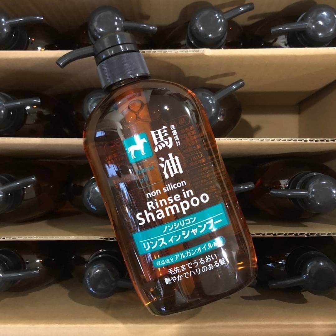 แชมพูน้ำมันม้าKUMANO Horse Oil Rinse In Shampoo ขนาด 600ml
