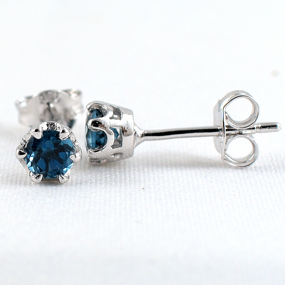 SKJewelryFactory ต่างหูพลอยลอนดอนบลูโทปาซแท้ สีฟ้าเข้ม EER00253-LBT