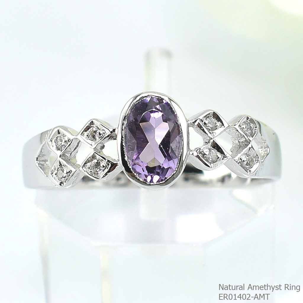 SKJewelryFactory แหวนแอมิทิสต์แท้ ดีไซน์ด้านข้างเป็นลายข้าวหลามตัด ER01402-AMT